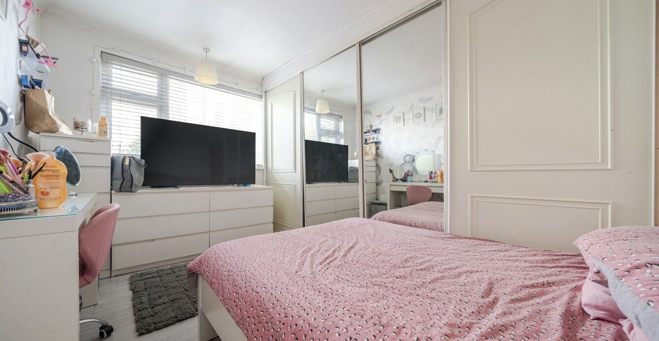 4 bedroom house for sale in South Welling | Robinson Jackson