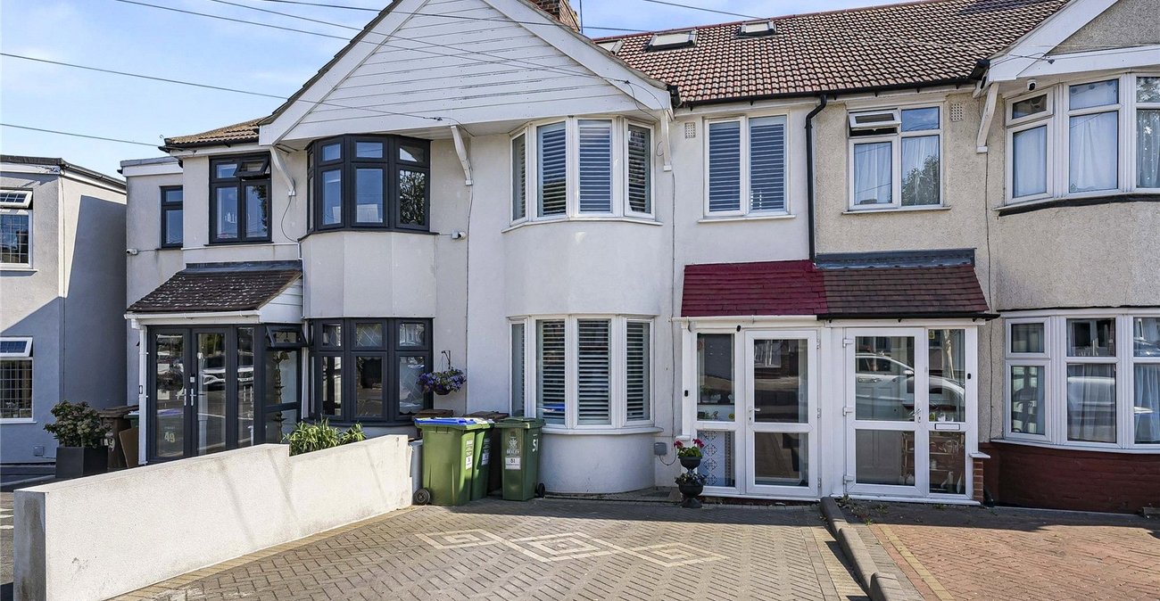 4 bedroom house for sale in South Welling | Robinson Jackson