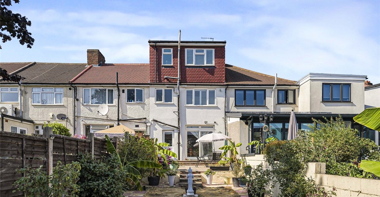 4 bedroom house for sale in South Welling | Robinson Jackson