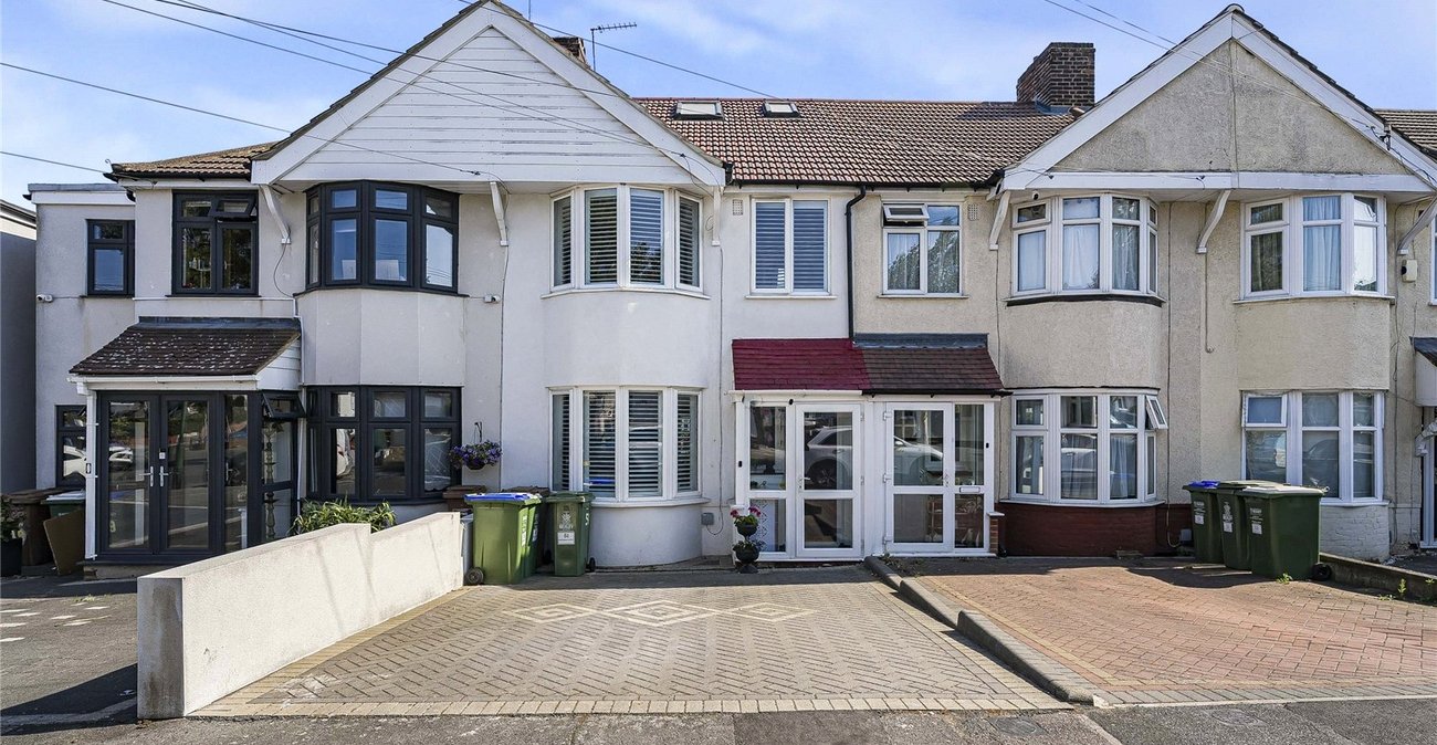4 bedroom house for sale in South Welling | Robinson Jackson