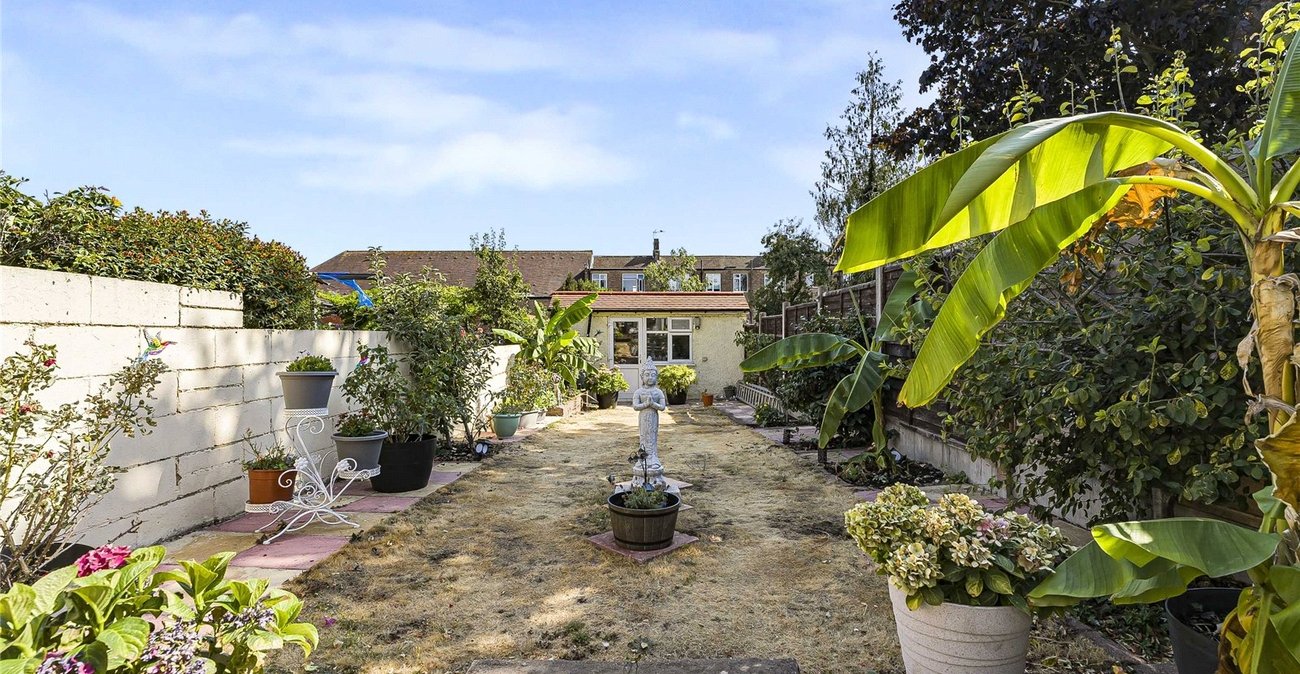 4 bedroom house for sale in South Welling | Robinson Jackson