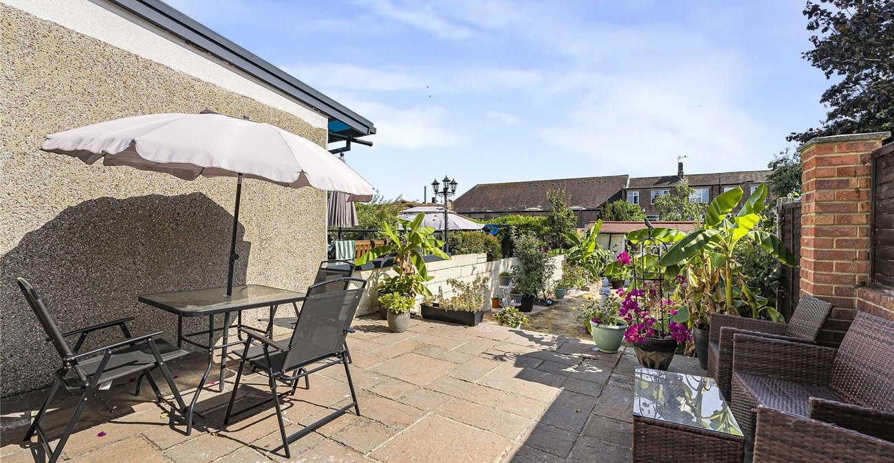 4 bedroom house for sale in South Welling | Robinson Jackson