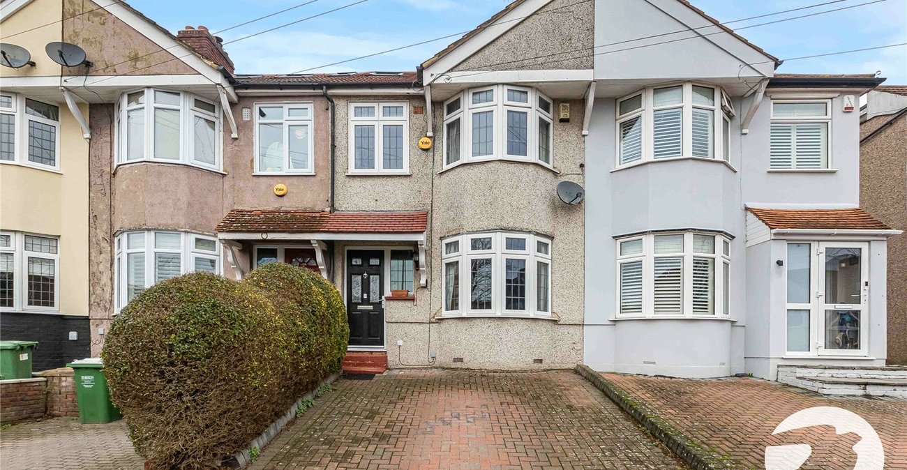 4 bedroom house for sale in Welling | Robinson Jackson