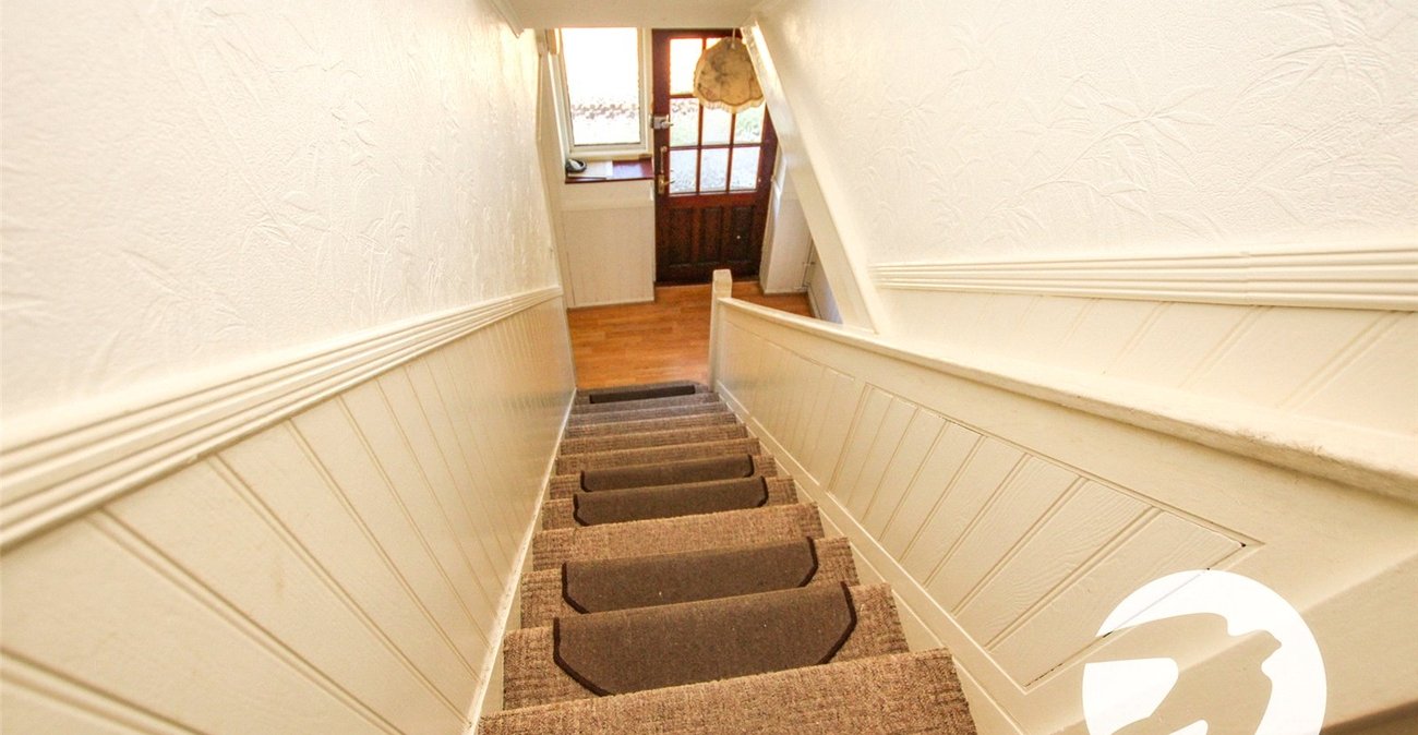 4 bedroom house for sale in London | Robinson Jackson