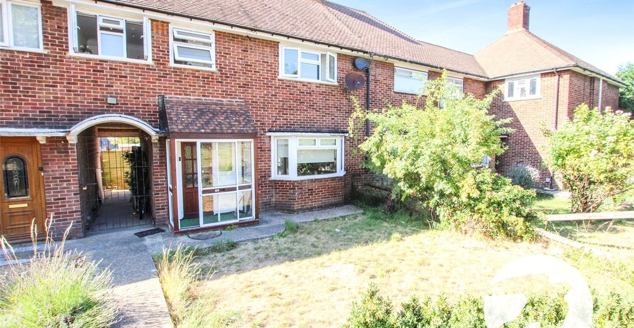 4 bedroom house for sale in London | Robinson Jackson