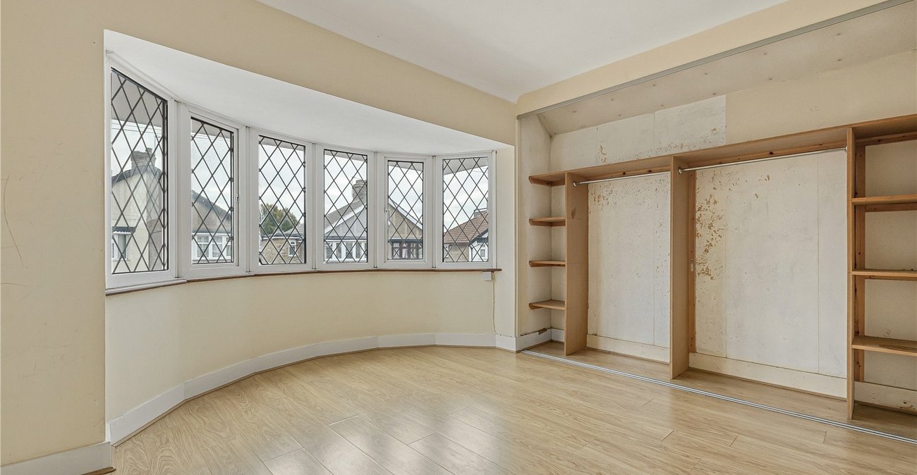 2 bedroom house for sale in Welling | Robinson Jackson