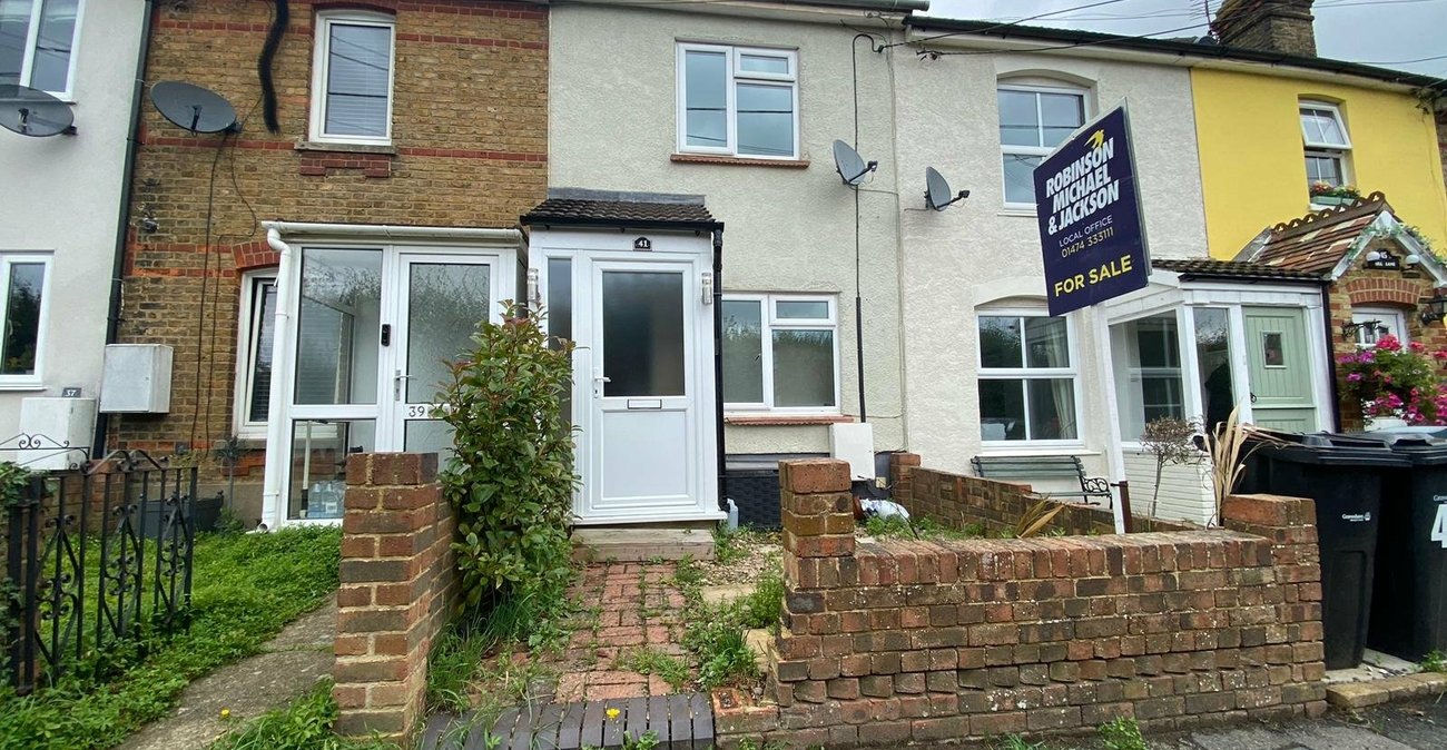 2 bedroom house for sale in Higham | Robinson Michael & Jackson