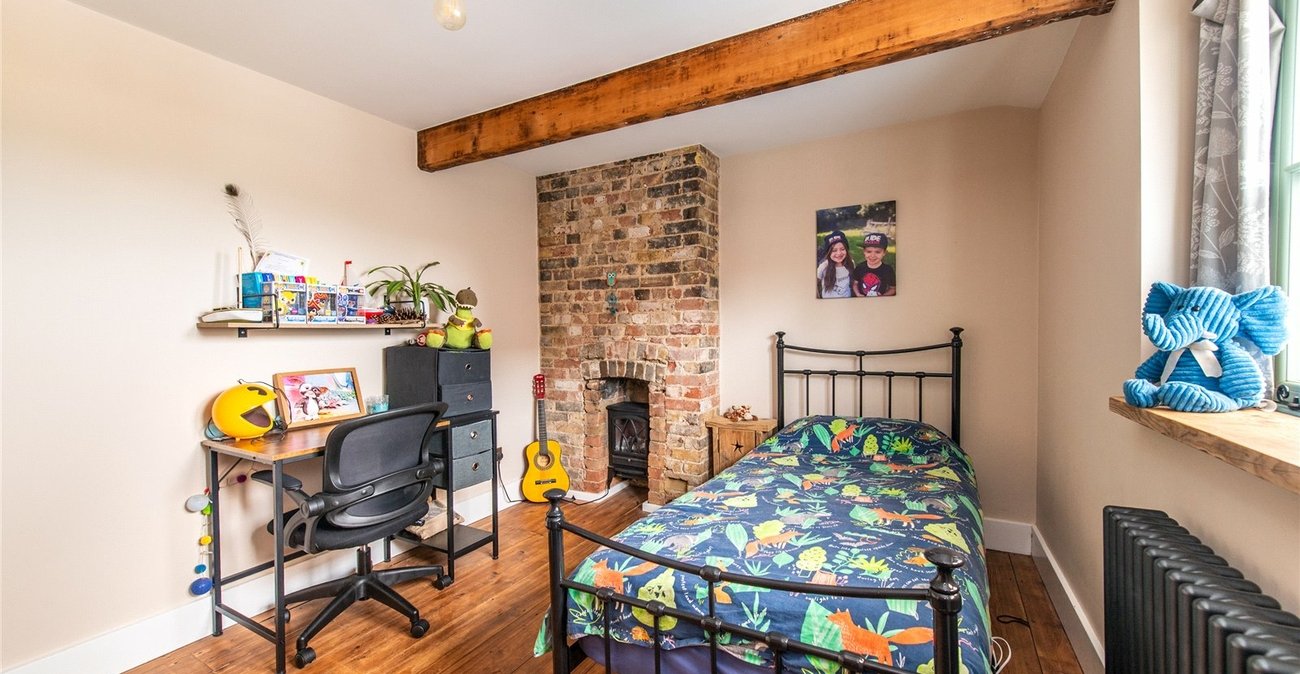 3 bedroom house for sale in Newington | Robinson Michael & Jackson