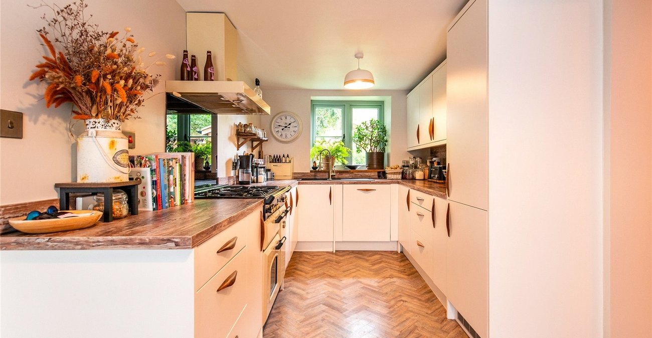 3 bedroom house for sale in Newington | Robinson Michael & Jackson