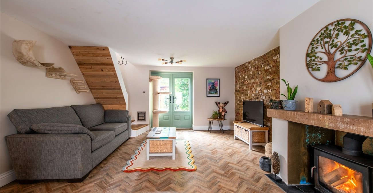 3 bedroom house for sale in Newington | Robinson Michael & Jackson