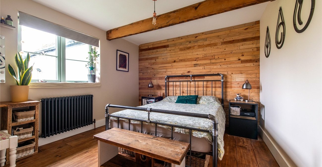 3 bedroom house for sale in Newington | Robinson Michael & Jackson