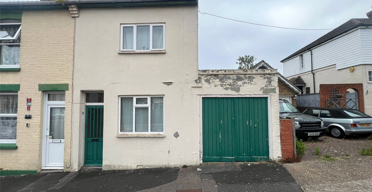 3 bedroom house for sale in Chatham | Robinson Michael & Jackson