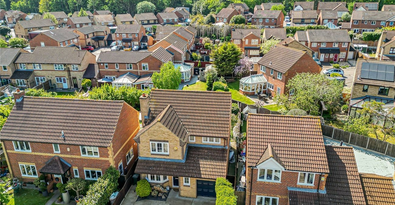 4 bedroom house for sale in Greenhithe | Robinson Jackson