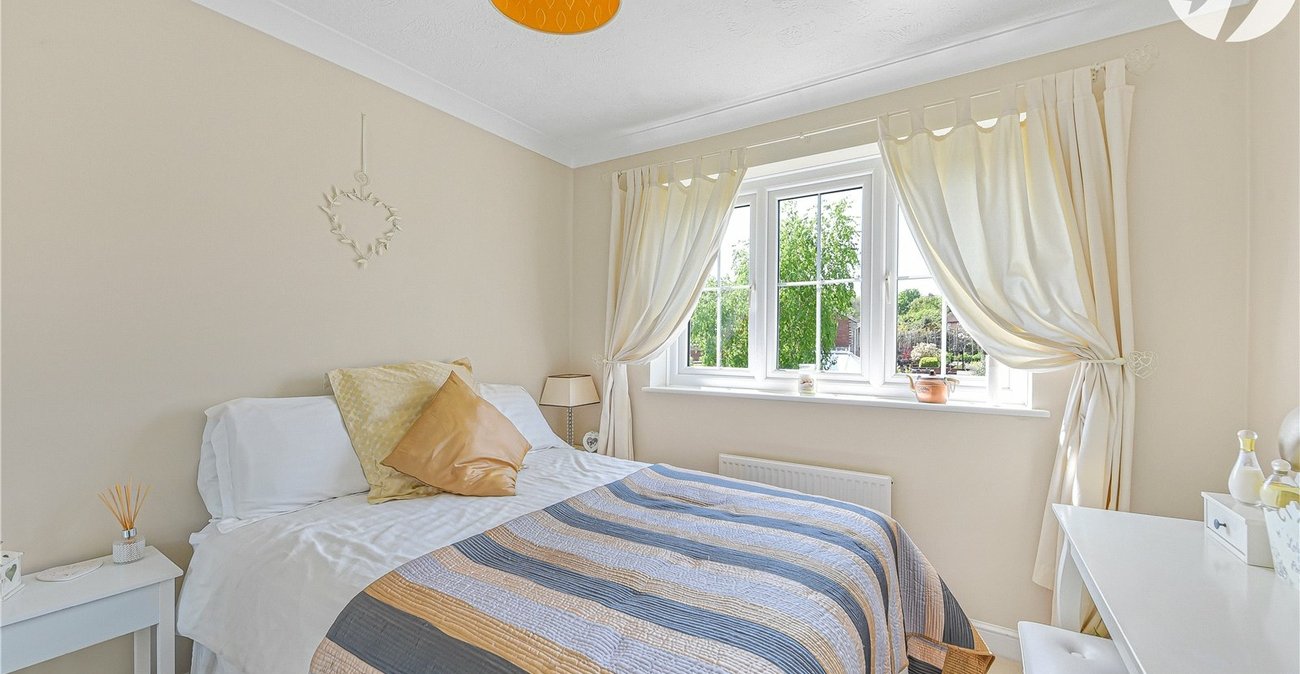 4 bedroom house for sale in Greenhithe | Robinson Jackson