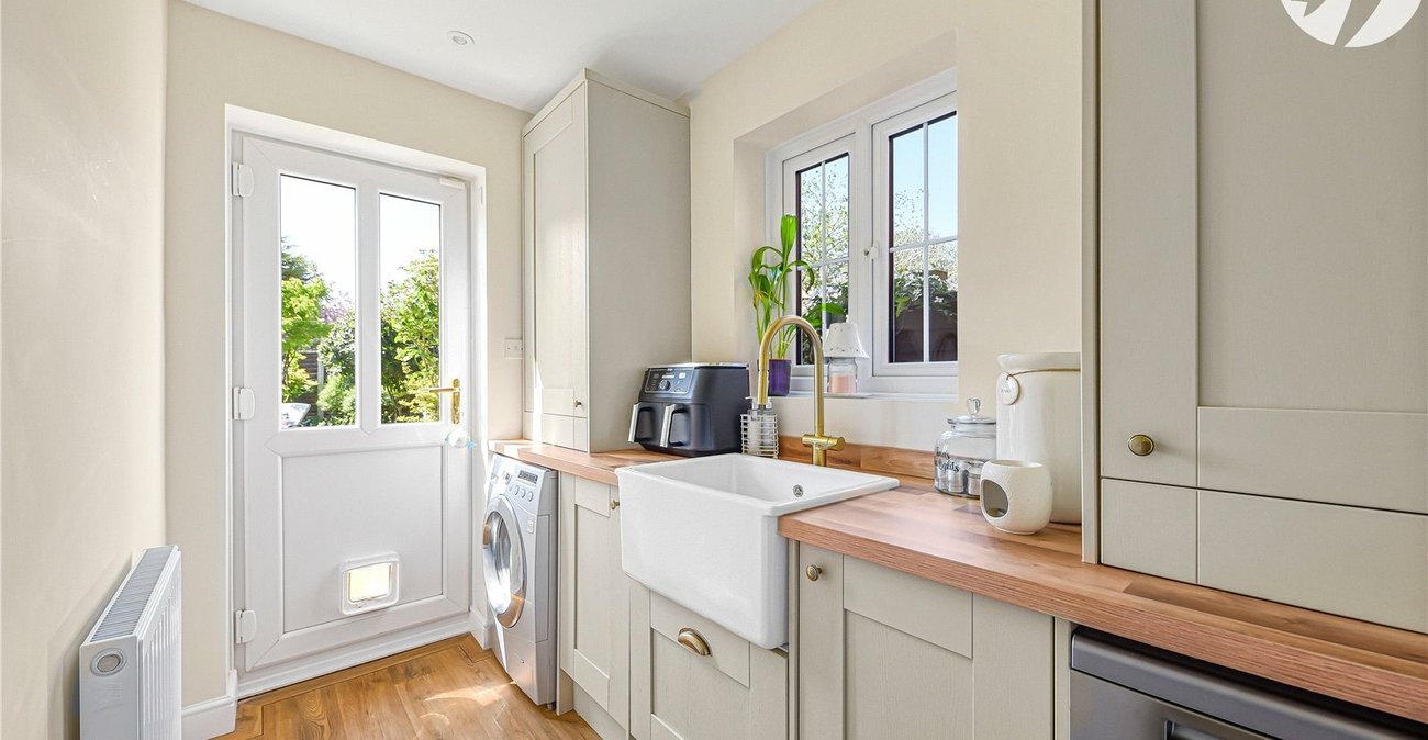 4 bedroom house for sale in Greenhithe | Robinson Jackson