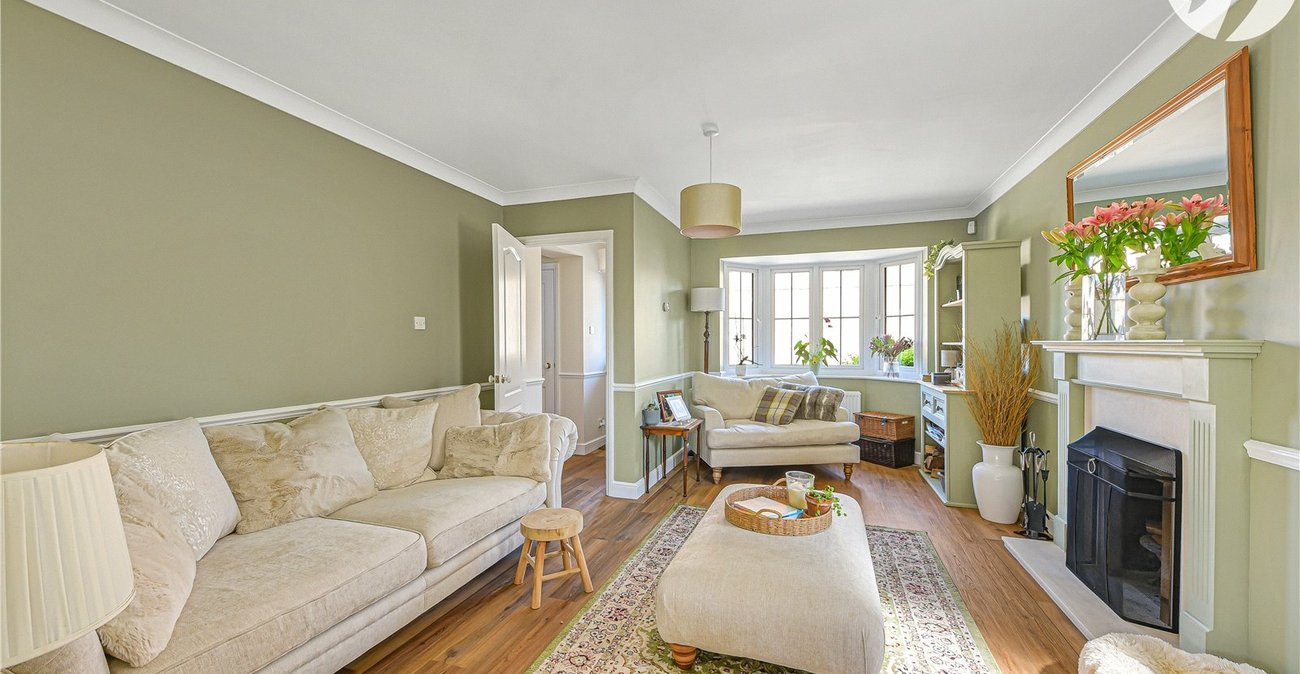 4 bedroom house for sale in Greenhithe | Robinson Jackson