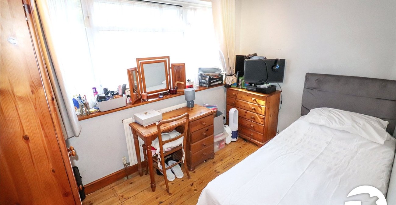 3 bedroom bungalow for sale in Belvedere | Robinson Jackson