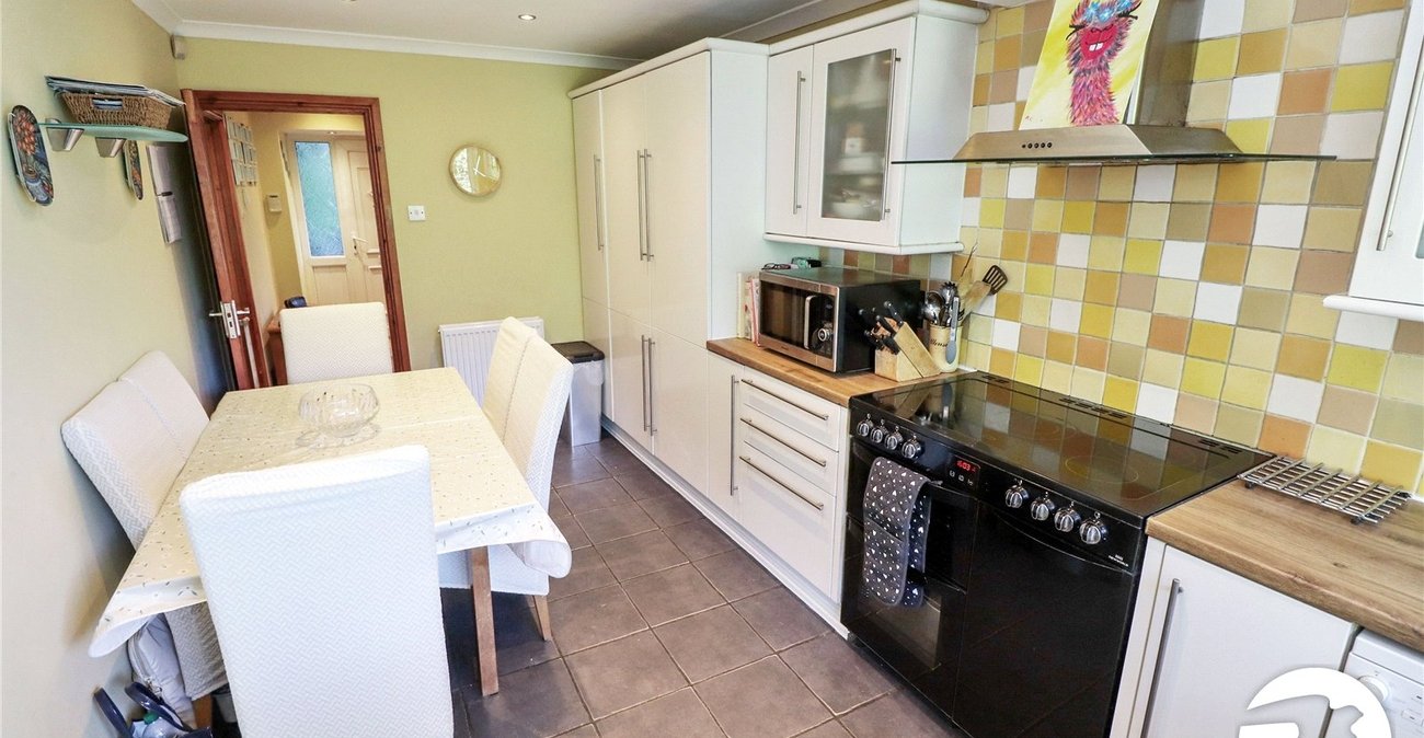 3 bedroom bungalow for sale in Belvedere | Robinson Jackson