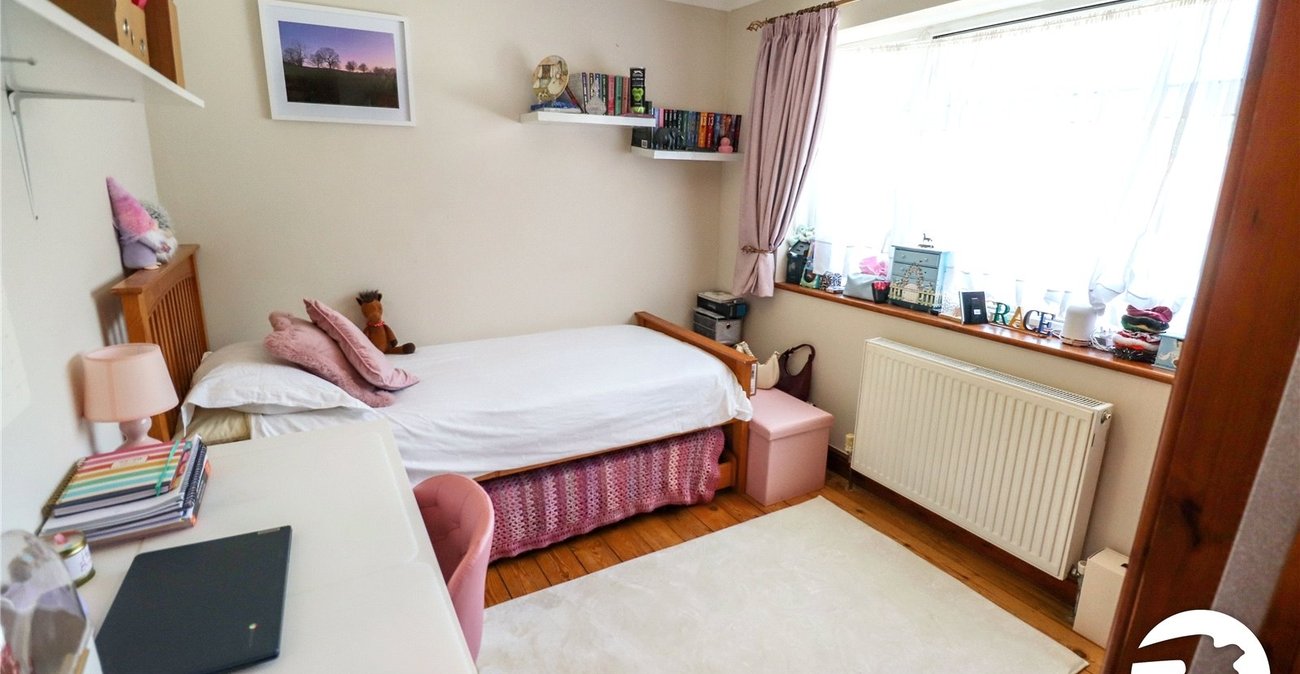 3 bedroom bungalow for sale in Belvedere | Robinson Jackson