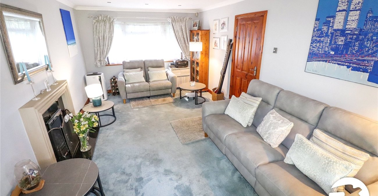 3 bedroom bungalow for sale in Belvedere | Robinson Jackson