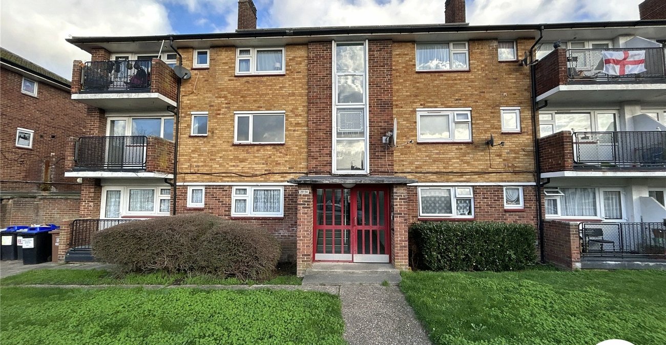 2 bedroom property for sale in Sidcup | Robinson Jackson