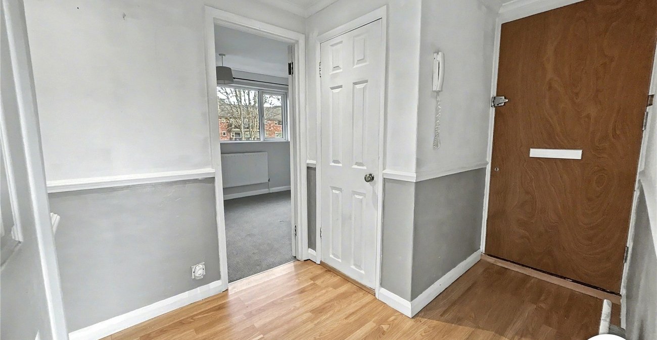 2 bedroom property for sale in Sidcup | Robinson Jackson