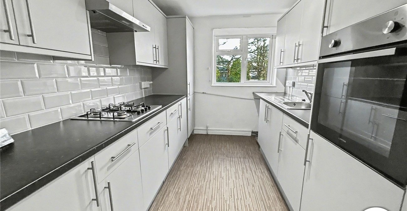 2 bedroom property for sale in Sidcup | Robinson Jackson