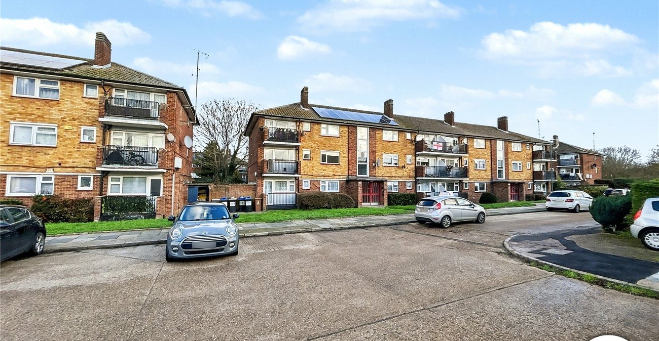 2 bedroom property for sale in Sidcup | Robinson Jackson