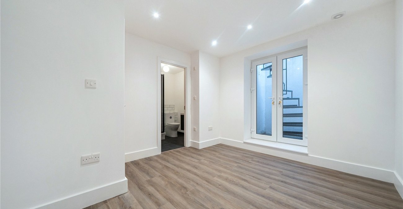 3 bedroom house for sale in Sydenham | Robinson Jackson