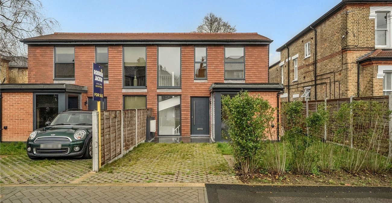 3 bedroom house for sale in Sydenham | Robinson Jackson