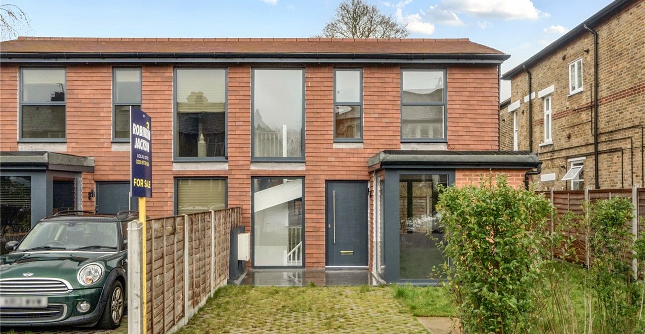 3 bedroom house for sale in Sydenham | Robinson Jackson