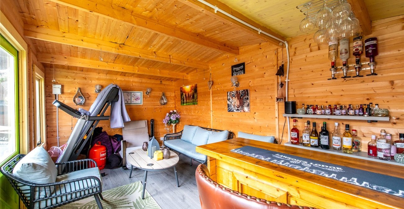 5 bedroom house for sale in Kemsley | Robinson Michael & Jackson