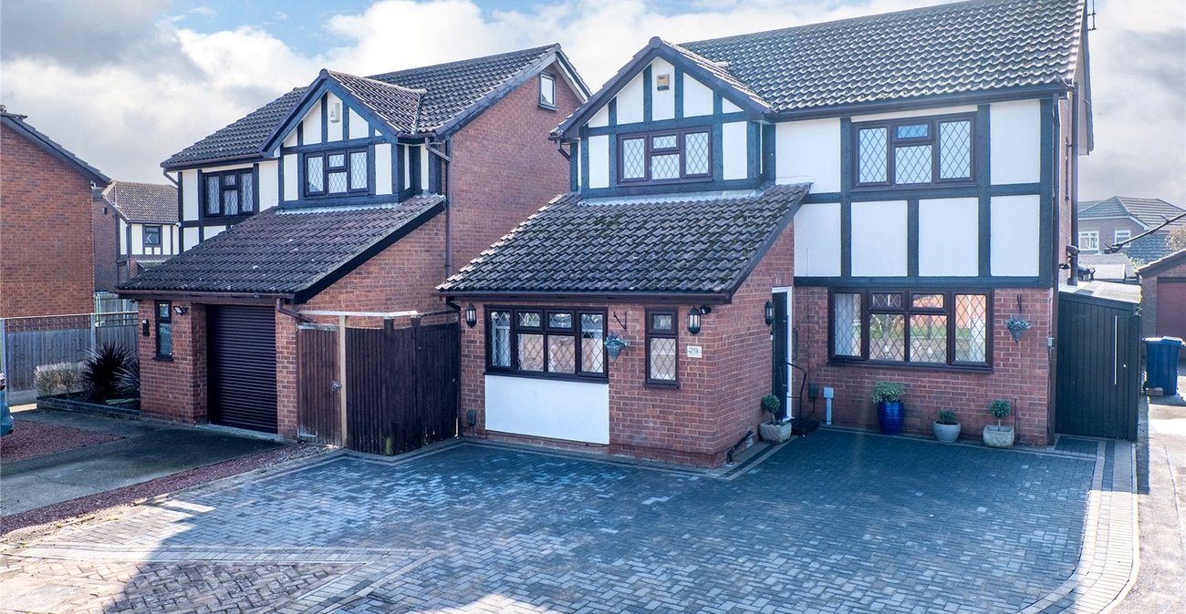 5 bedroom house for sale in Kemsley | Robinson Michael & Jackson