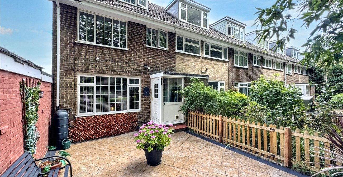 4 bedroom house for sale in Rainham | Robinson Michael & Jackson