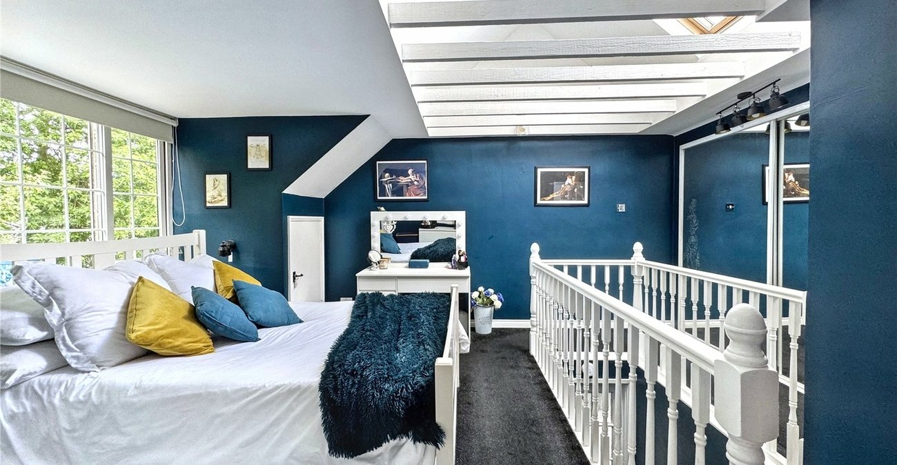 4 bedroom house for sale in Rainham | Robinson Michael & Jackson