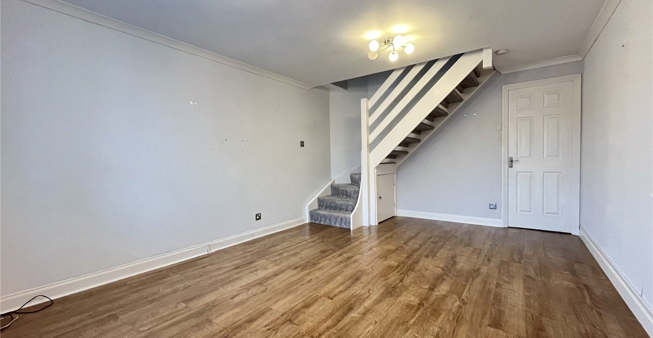 2 bedroom house to rent in Princes Park | Robinson Michael & Jackson