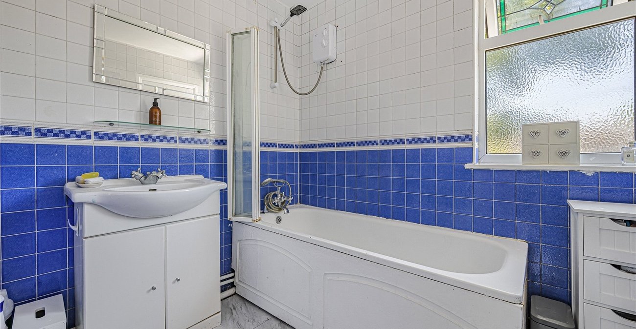 4 bedroom house for sale in Welling | Robinson Jackson