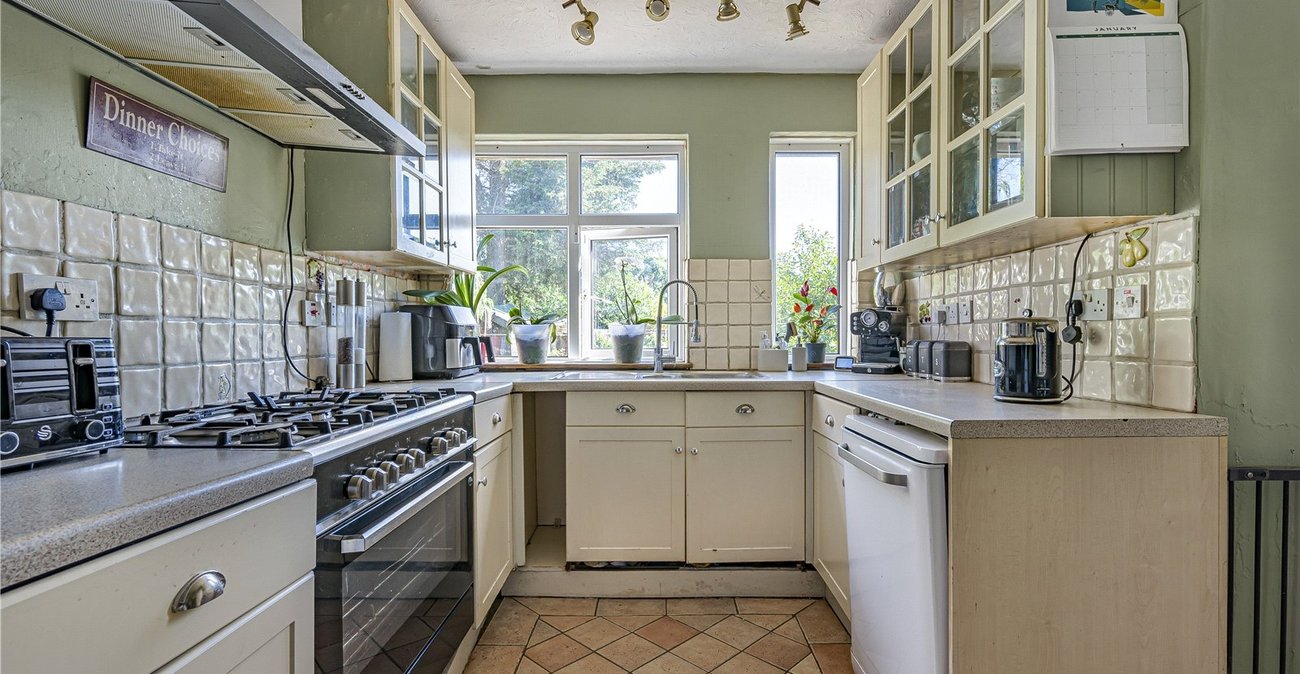 4 bedroom house for sale in Welling | Robinson Jackson