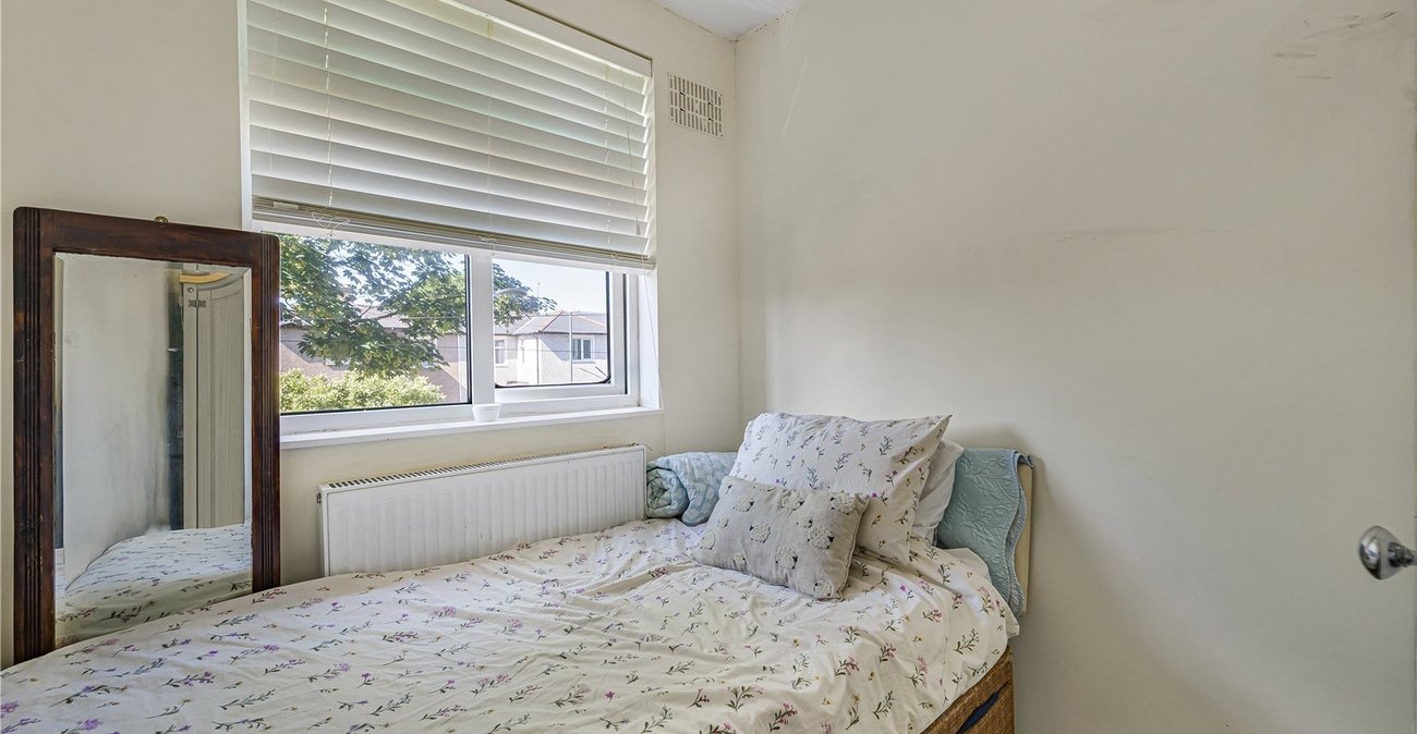 4 bedroom house for sale in Welling | Robinson Jackson