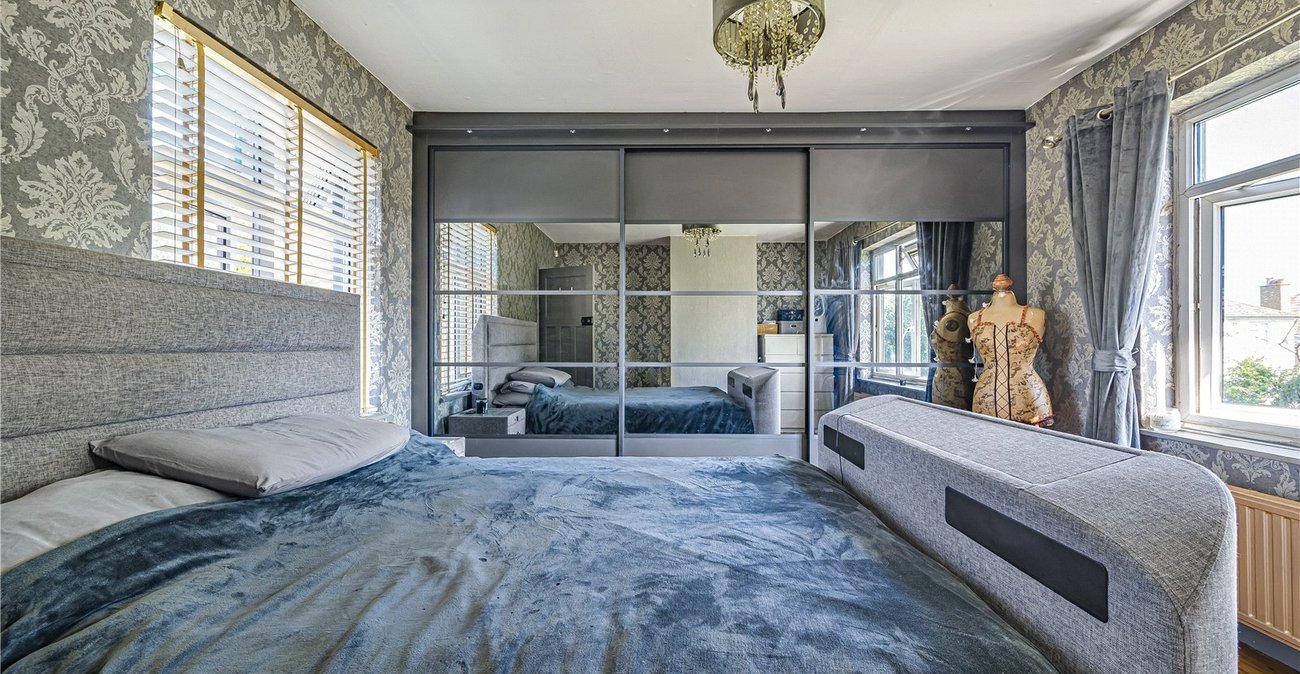 4 bedroom house for sale in Welling | Robinson Jackson