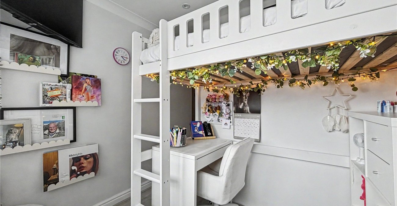 3 bedroom house for sale in Rainham | Robinson Michael & Jackson