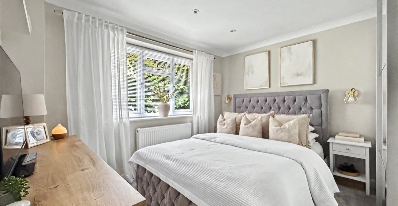 3 bedroom house for sale in Rainham | Robinson Michael & Jackson