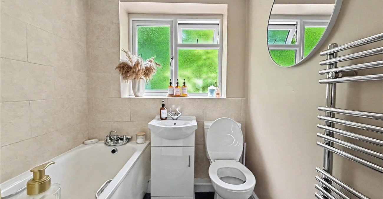 3 bedroom house for sale in Rainham | Robinson Michael & Jackson