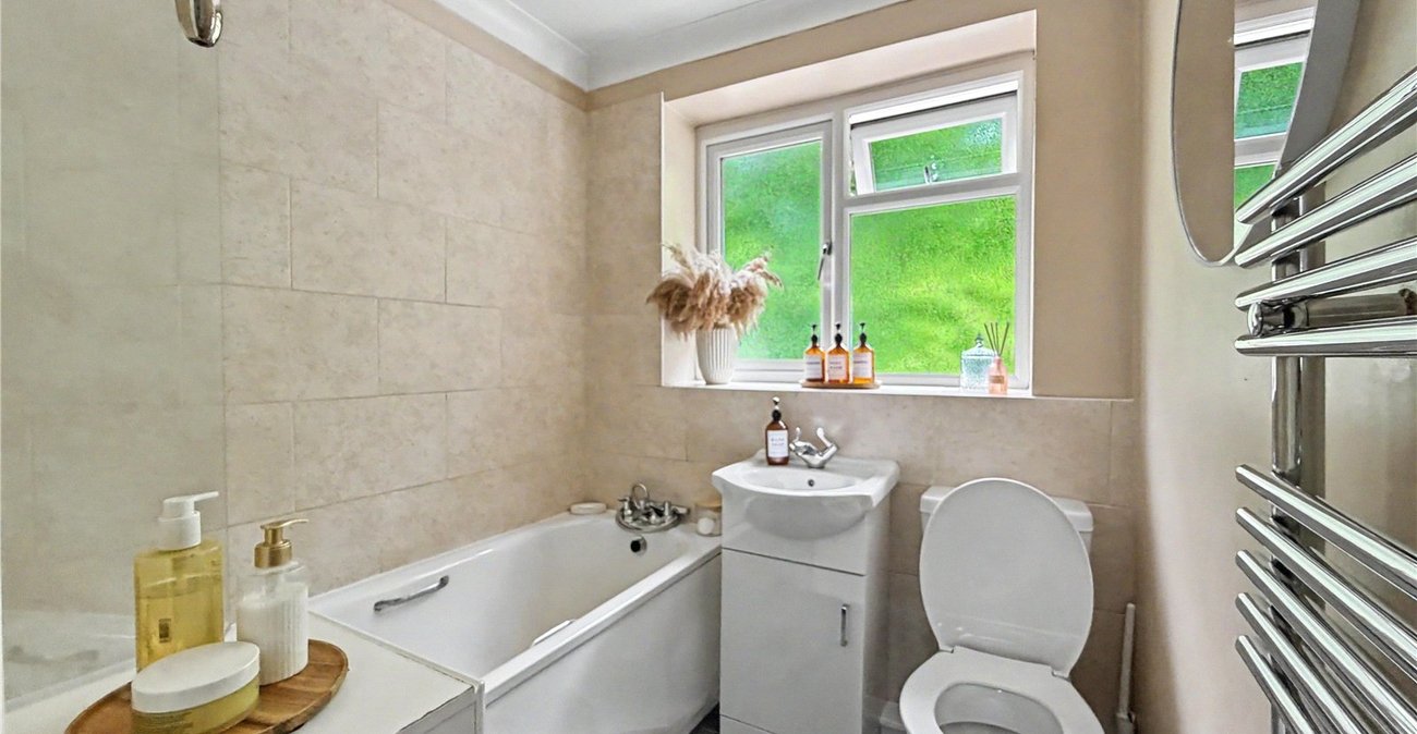 3 bedroom house for sale in Rainham | Robinson Michael & Jackson