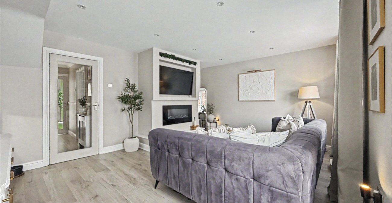 3 bedroom house for sale in Rainham | Robinson Michael & Jackson