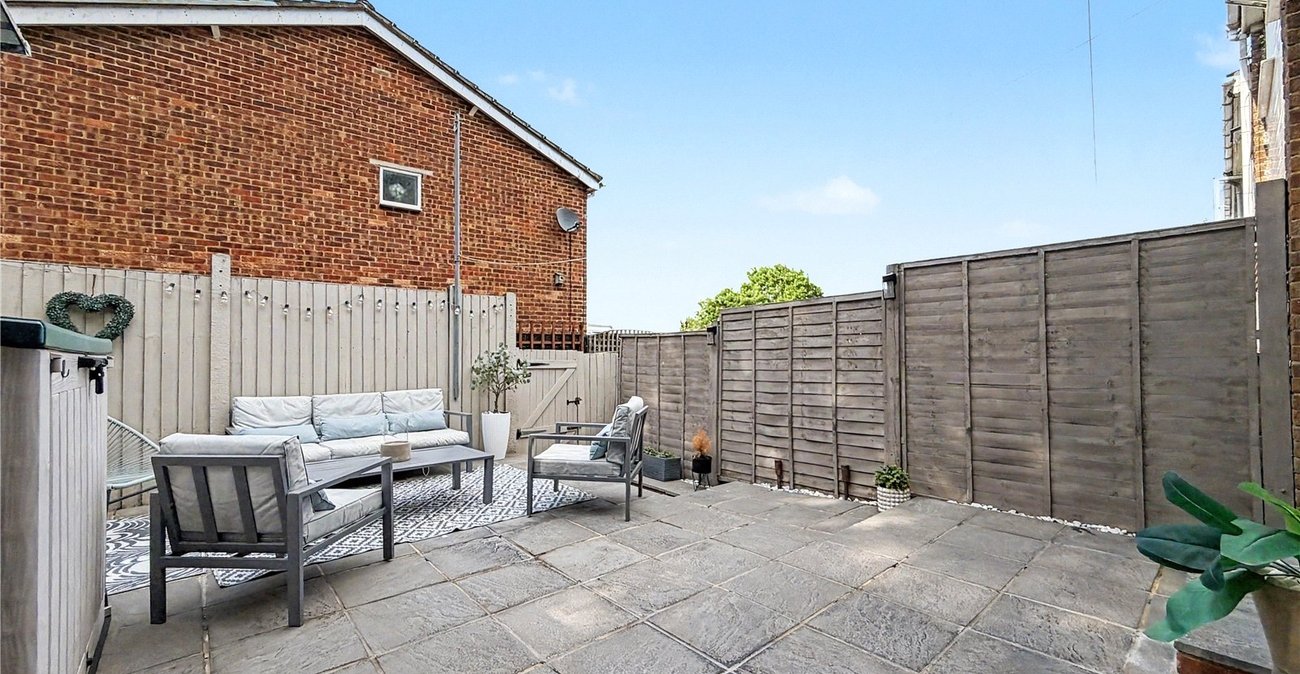 3 bedroom house for sale in Rainham | Robinson Michael & Jackson
