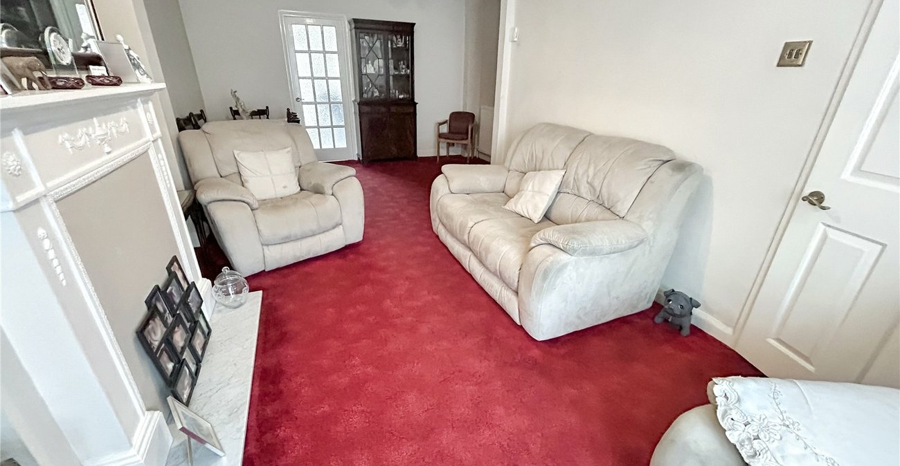 2 bedroom house for sale in Sidcup | Robinson Jackson