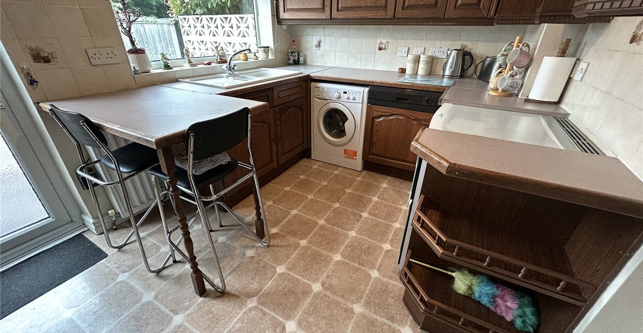 2 bedroom house for sale in Sidcup | Robinson Jackson