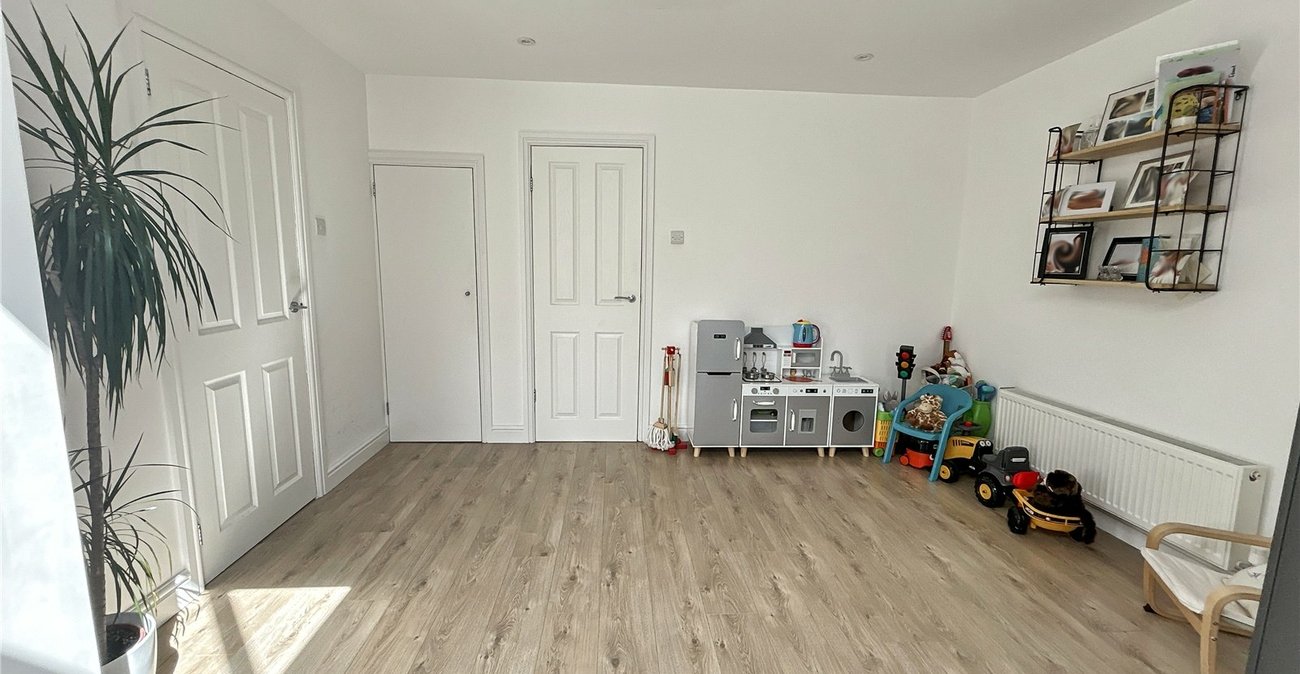 2 bedroom house for sale in Sidcup | Robinson Jackson