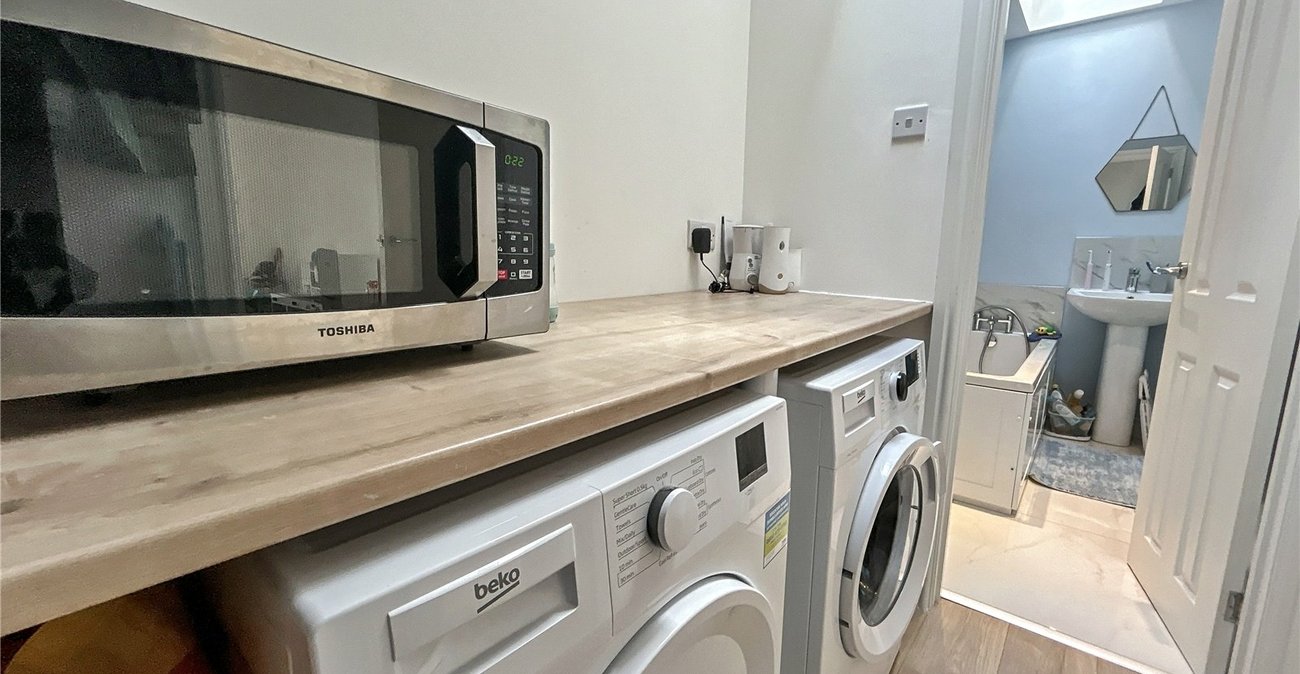 2 bedroom house for sale in Sidcup | Robinson Jackson